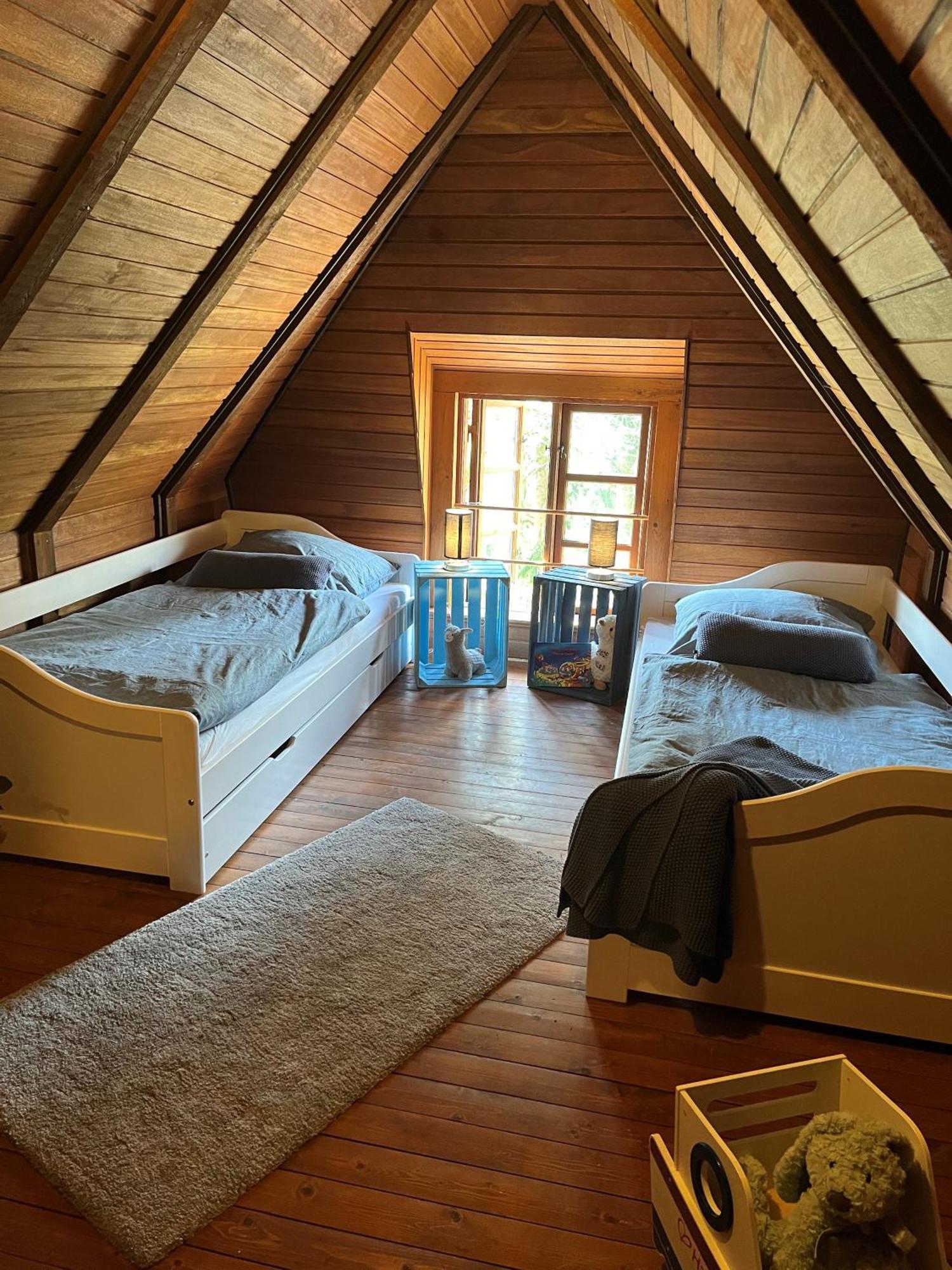 Ruhe Unter Reet-Haus Mit Sauna, Whirlpool Und Kamin Gnarrenburg Exterior photo